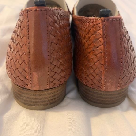 Lou & Grey Salt + Umber Sorrento Loafers - Picture 6 of 8